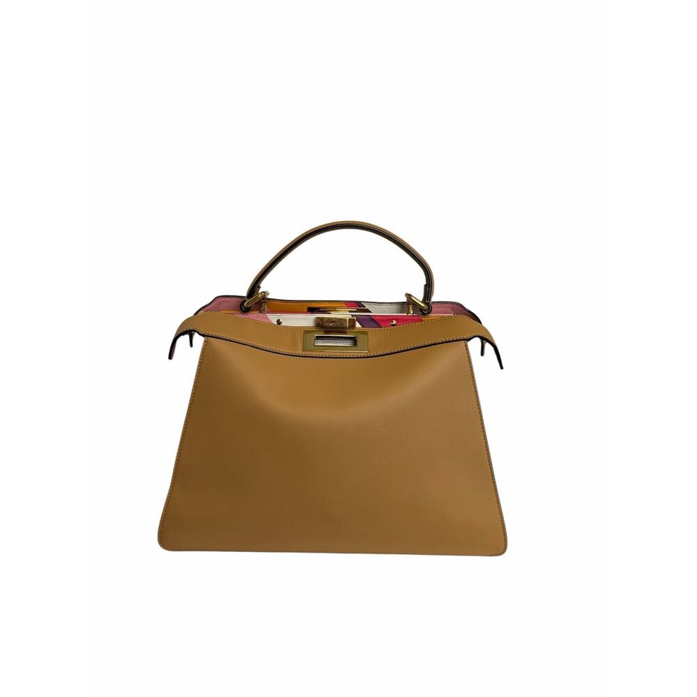 Fendi Peekaboo ISeeU Medium